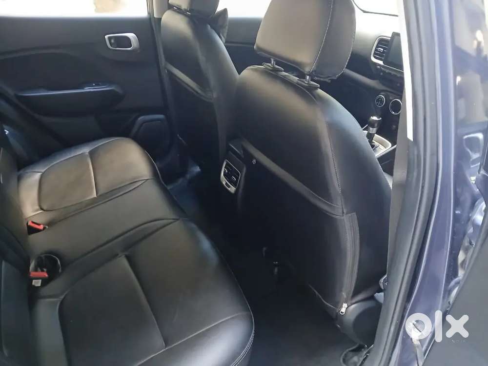 Hyundai Venue 2019 Petrol 35000 Km Driven