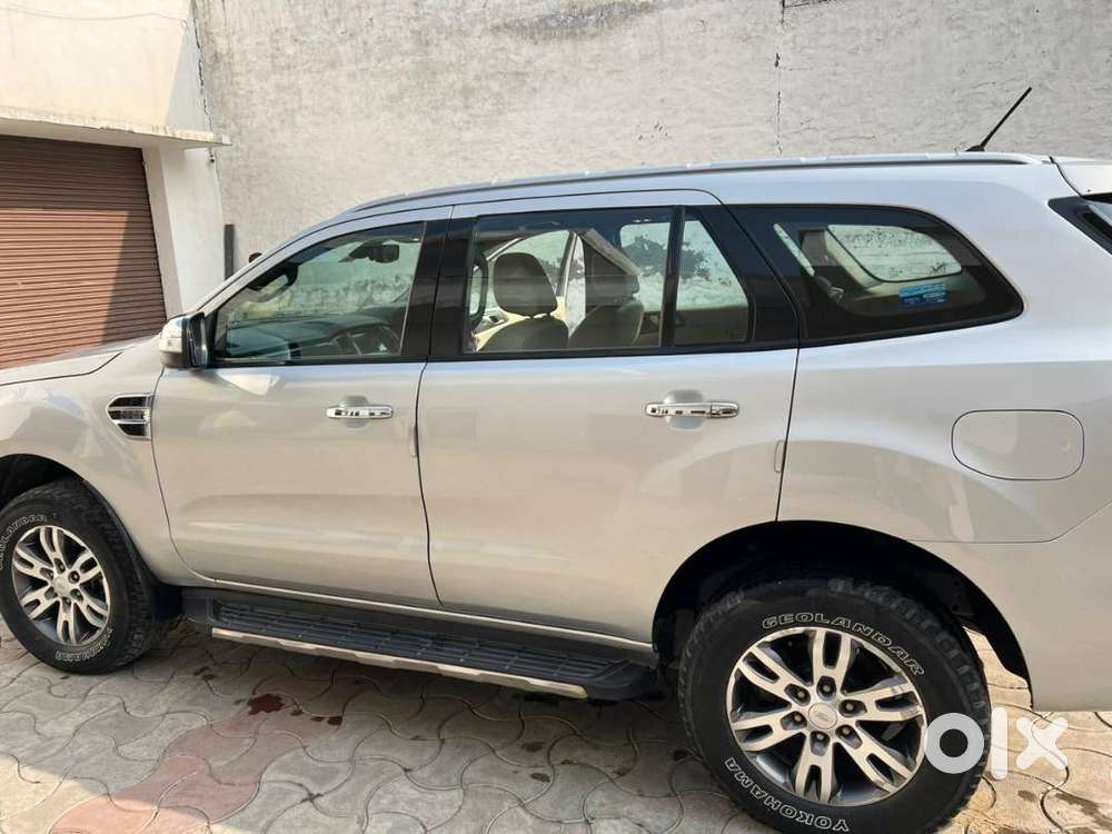 Ford Endeavour 3.2 Titanium 4x4