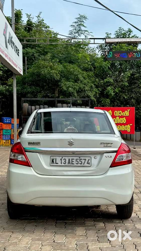 Maruti Suzuki Swift Dzire, 2015 Petrol Manual
