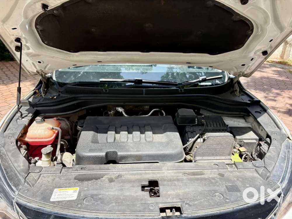Mahindra Xuv700, 2022, Diesel