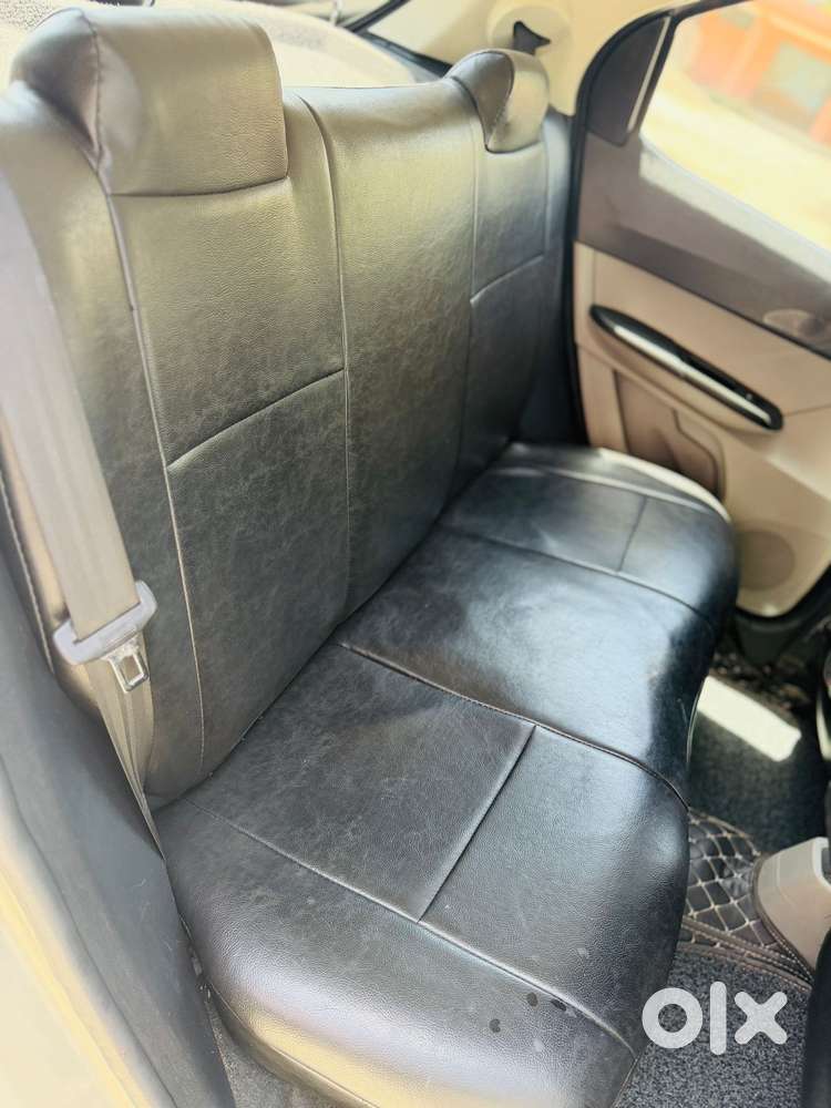 Tata Tiago, 2017, Petrol