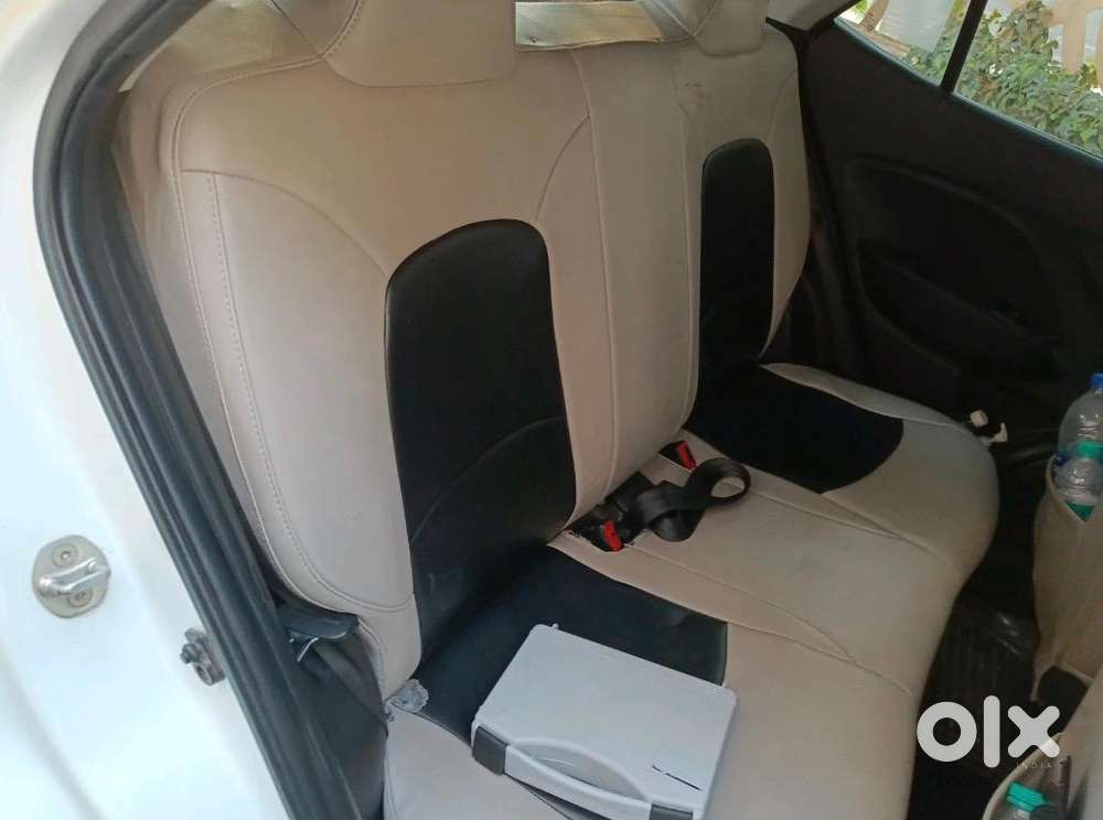 Hyundai Venue S 2020 Petrol Well Maintained  1st Owner  Full Service