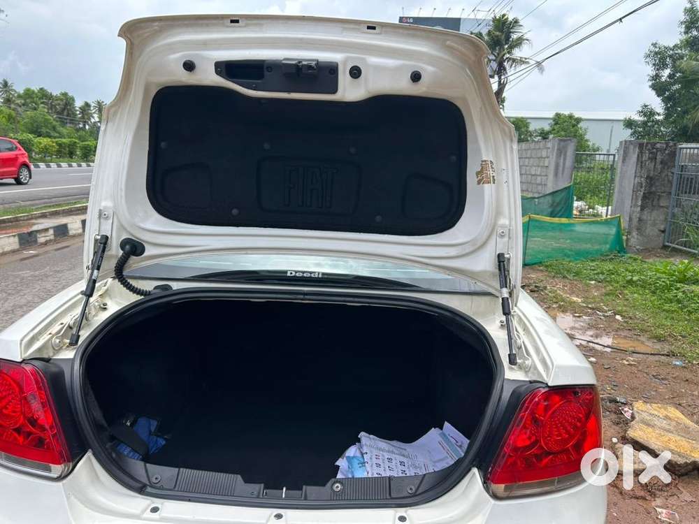 Fiat Car Petrol 2011