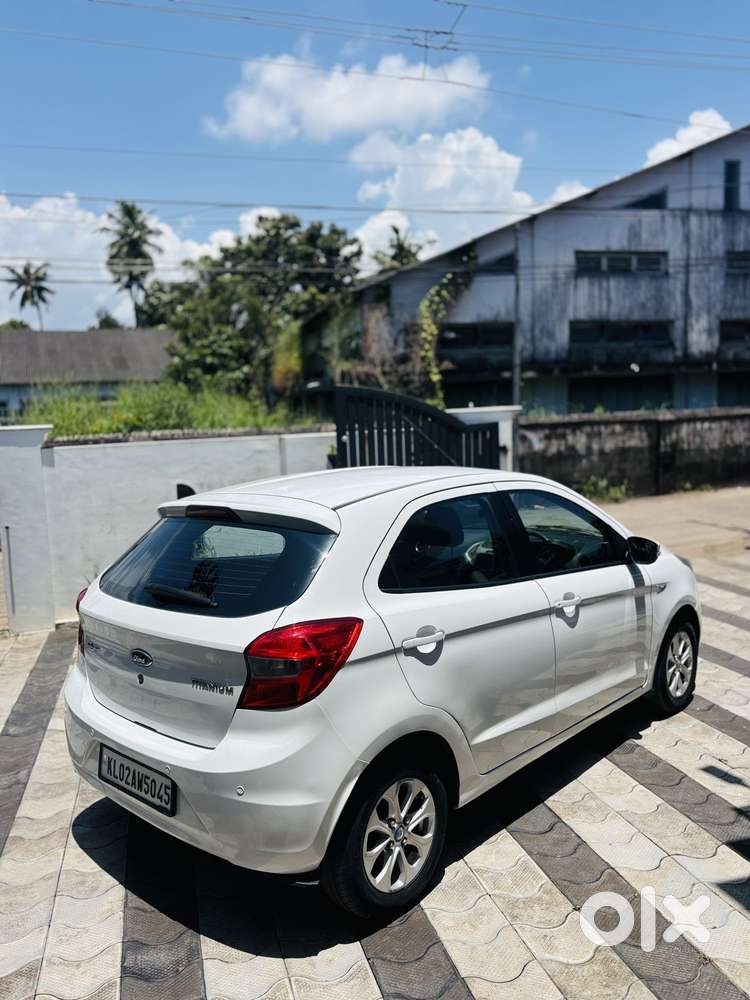 Ford Figo 1.5p Titanium At, 2015, Petrol