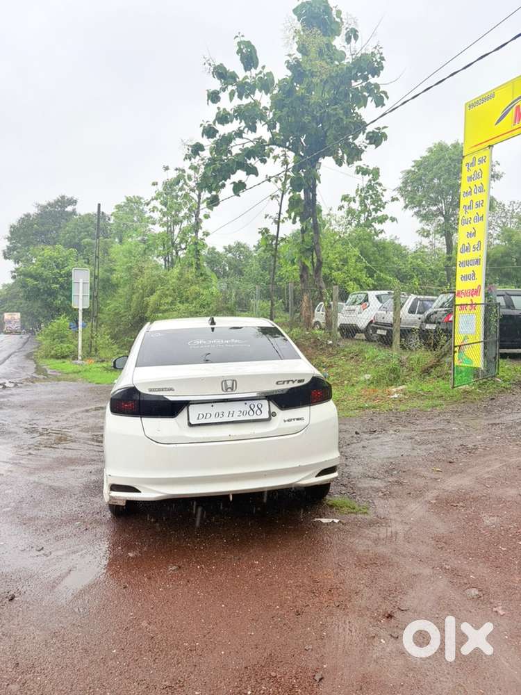 Honda City 2015 Diesel Well Maintained
