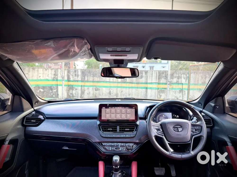 Tata Safari Diesel Automatic 2023 Edition