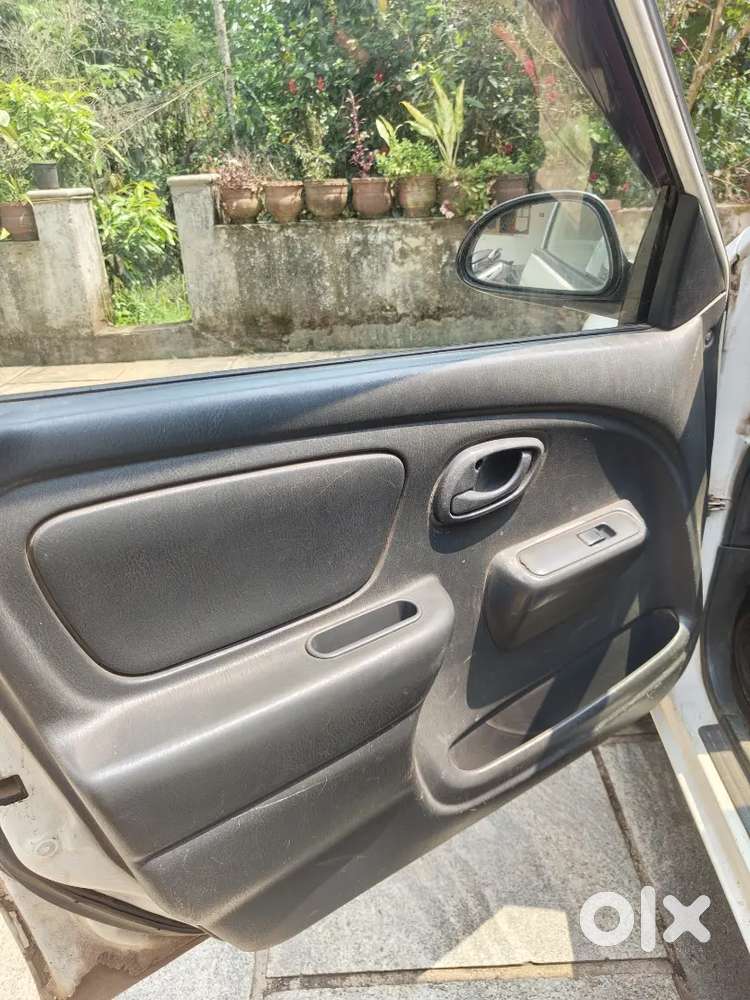 Maruti Suzuki Alto 2012 Petrol 118996 Km Driven  Average Condition