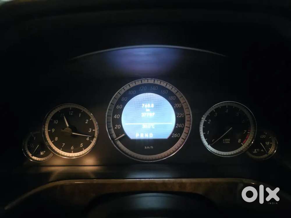 Mercedes-benz E-class 2010 Petrol Well Maintained