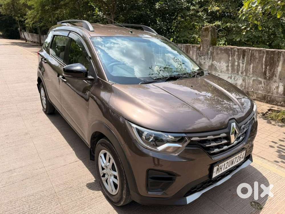 Renault Triber Rxt, 2022, Petrol