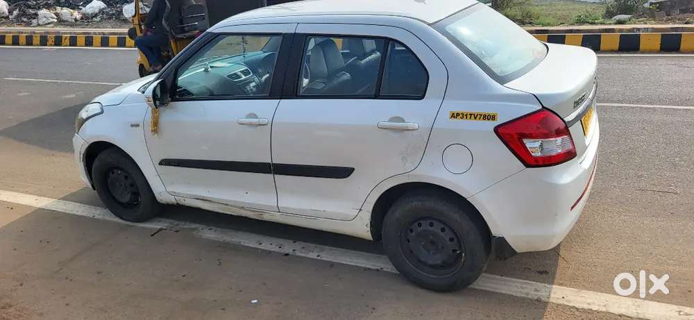 Maruti Suzuki Dzire 2017 Diesel 127000 Km Driven