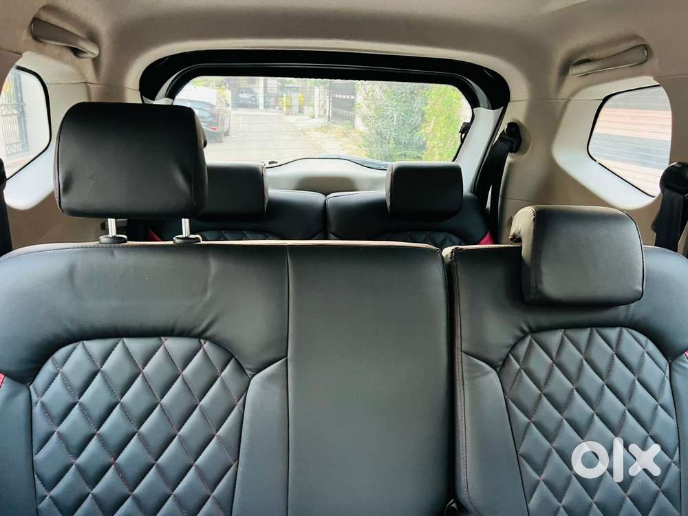 Renault Triber Rxz, 2022, Petrol