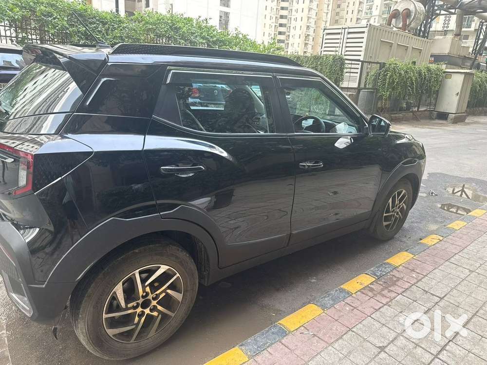 Mahindra Xuv 3xo Petrol 2024 Auto