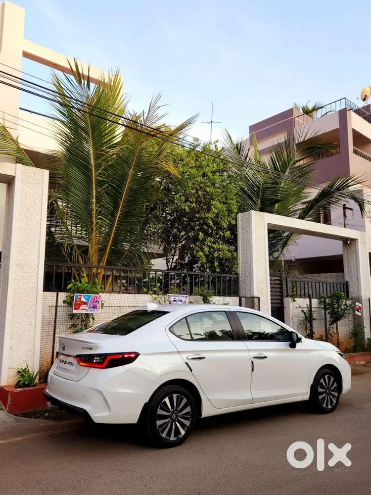 Honda City Zx 2023 Petrol Well Maintained