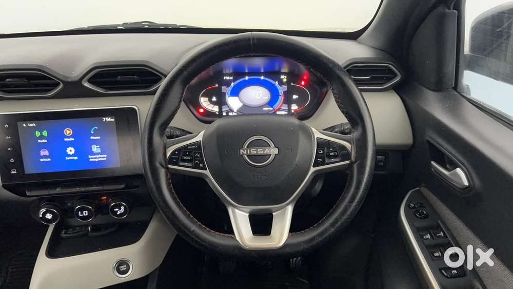 Nissan Magnite 1.0 Xv, 2021, Petrol