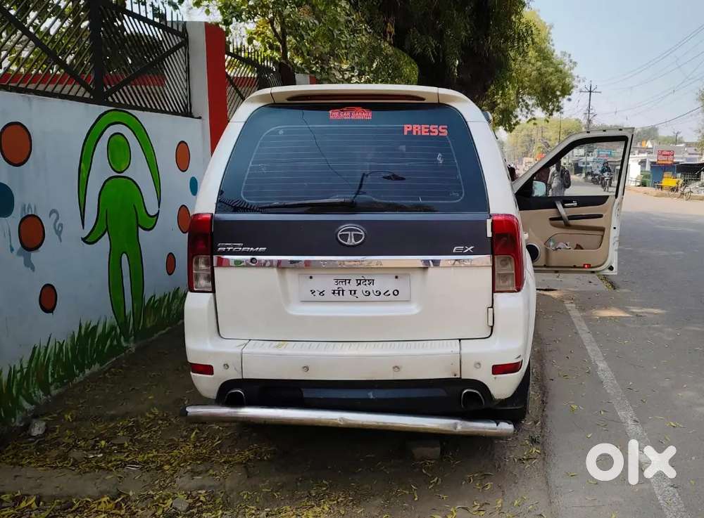 Tata Safari Storme 2014 Diesel Well Maintained