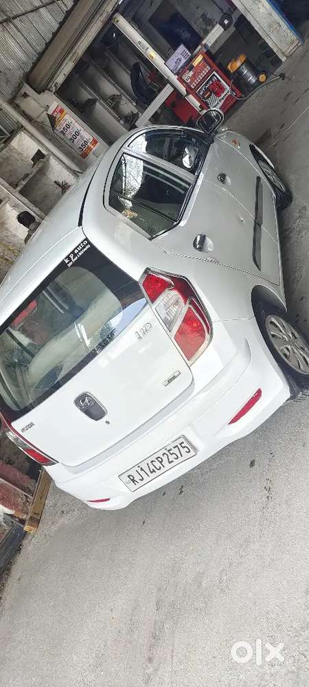 2012 Model I.10