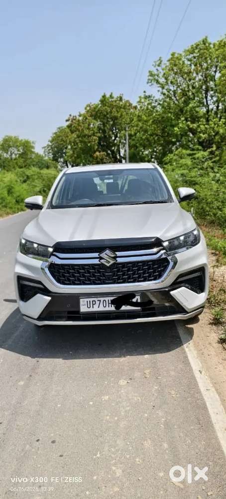 Maruti Suzuki Invicto Zeta Plus 2025