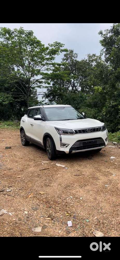 Mahindra Xuv300 2022 Petrol Well Maintained