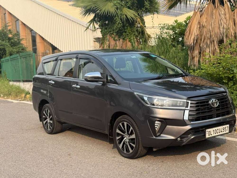 Toyota Innova Crysta, 2022, Petrol