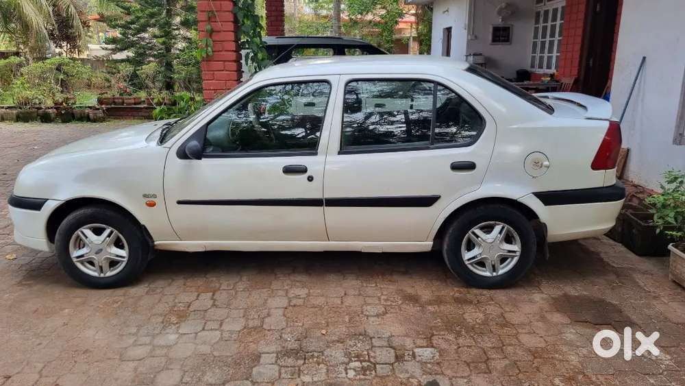 Ford Ikon 1.6 Sxi (top Model)