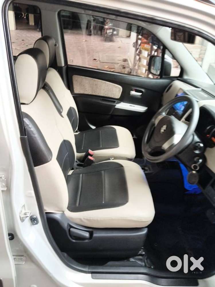 Maruti Suzuki Wagon R 1.0 Vxi (o) Amt, 2016, Petrol
