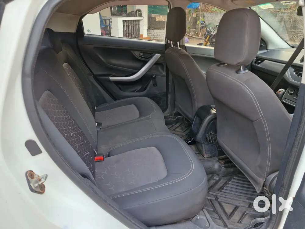 Nexon 2020  Diesel At  2nd Owner  95k Km Driven