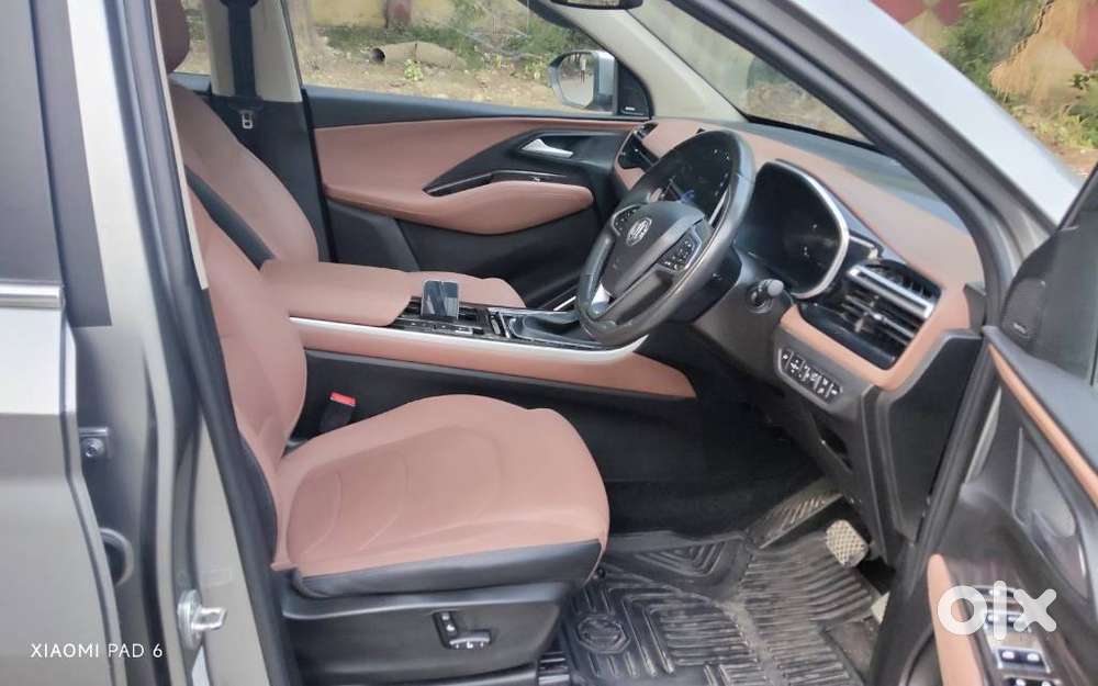 Mg Hector Plus Sharp Pro 1.5 Turbo Petrol Cvt 7 Str, 2024, Petrol