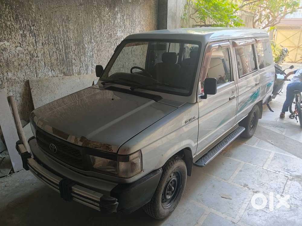 Toyota Qualis Gs 10-seater Diesel  2002  Single Owner  Well Maintai