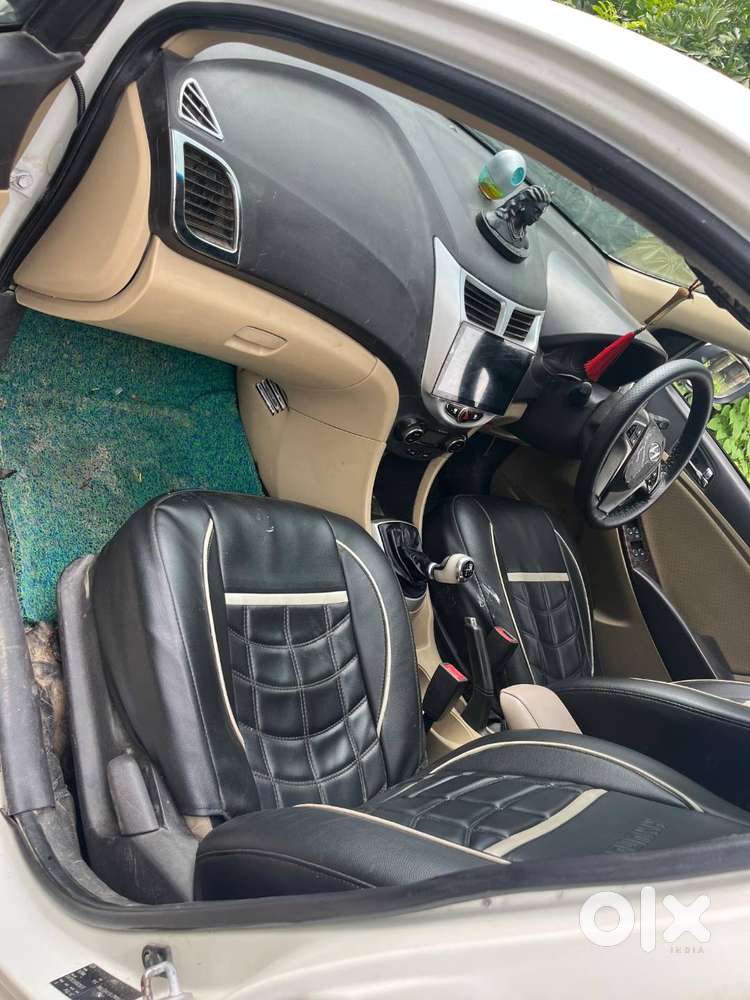 Hyundai Verna 2012 Diesel 121000 Km