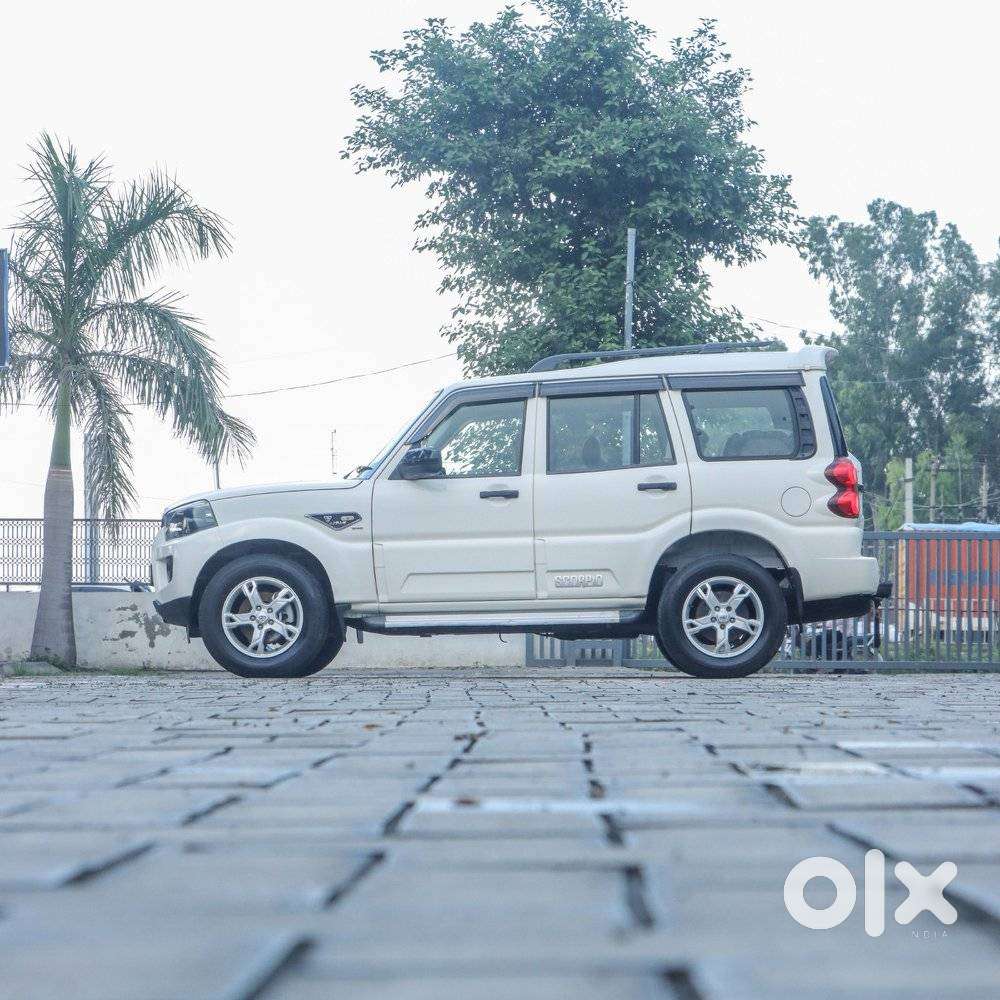 Mahindra Scorpio Classic 2.2 S Mt 7 Str, 2022, Electric