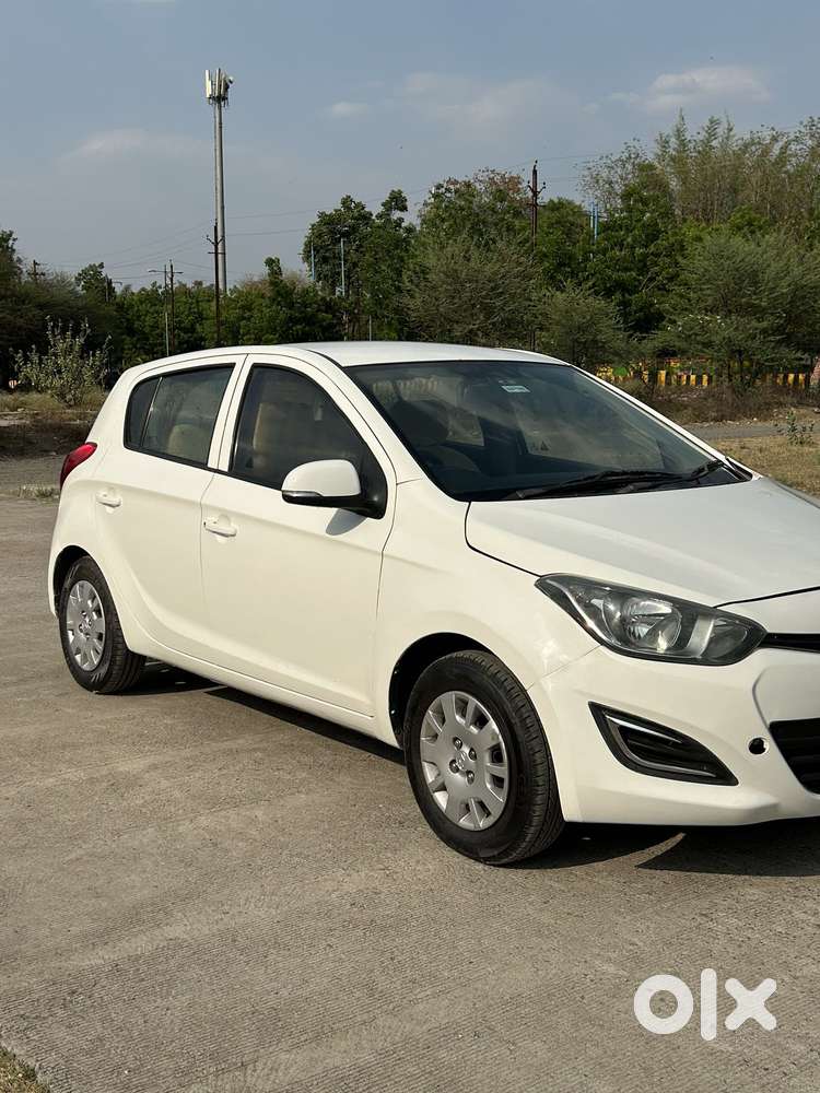 Hyundai I20 2012-2014 Magna Optional 1.2, 2013, Cng & Hybrids