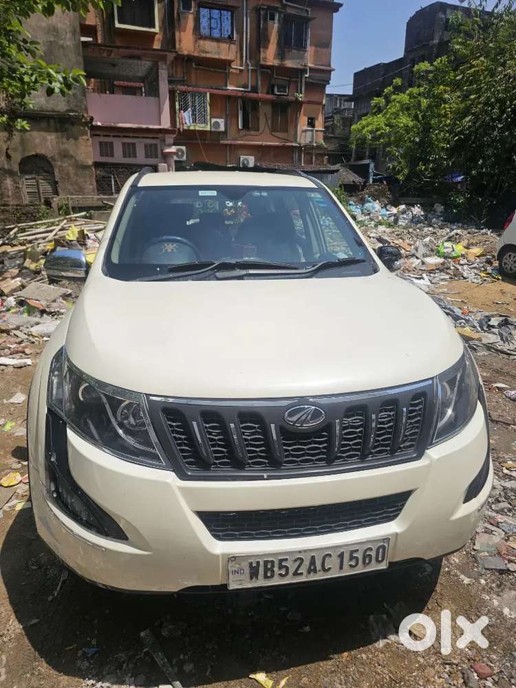 Mahindra Xuv500 2016 Diesel 85000 Km Driven .all Paper Ok