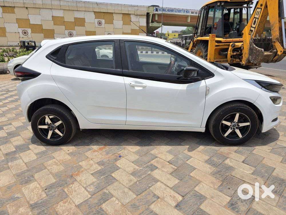 Tata Altroz 1.5 Xe Diesel, 2022, Diesel