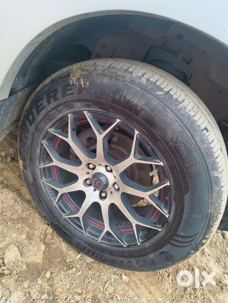 Mahindra Scorpio S10, 2016
