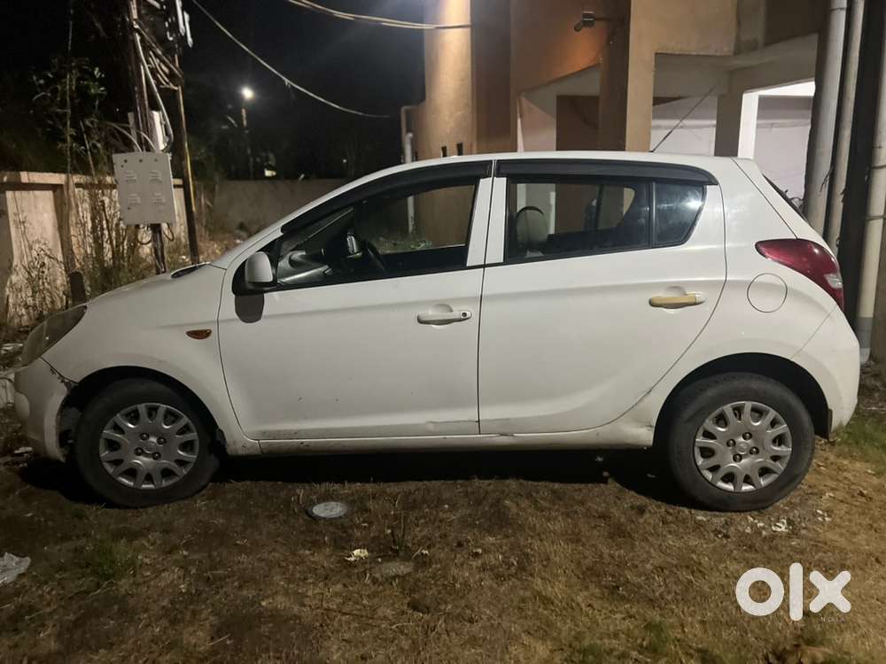 Hyundai Car Manual 2011