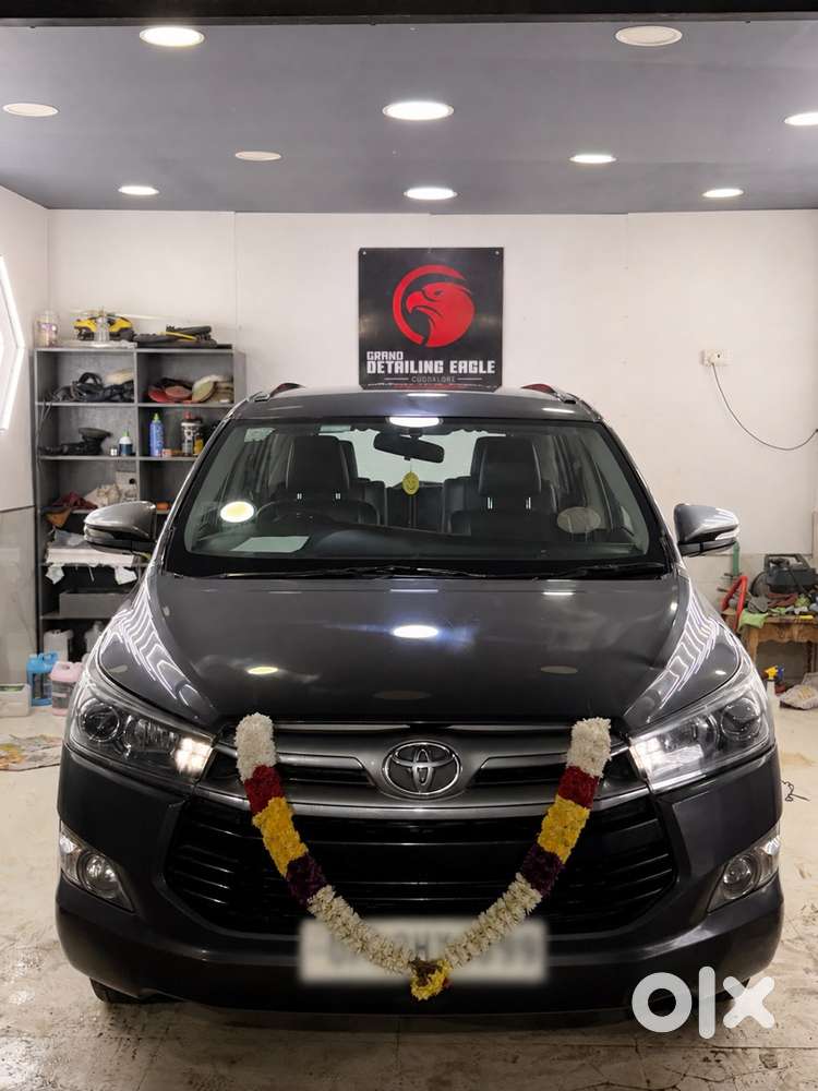 2017 Toyota Innova Crysta 7-str