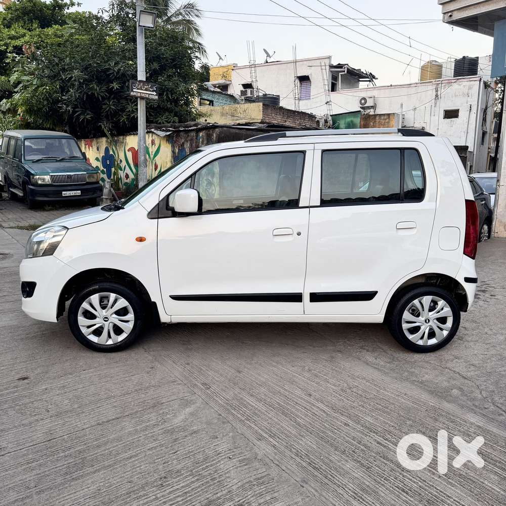 Maruti Suzuki Wagon R 1.0 Vxi Amt, 2016, Petrol