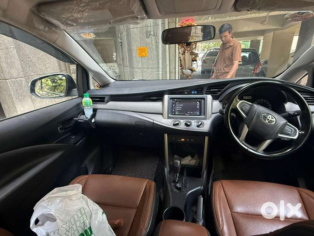 Toyota Innova Crysta 2017 Diesel 118000 Km Driven