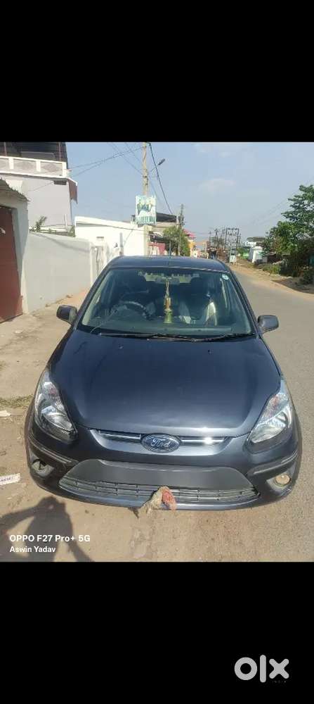 Ford Figo Petrol Lxi 2011