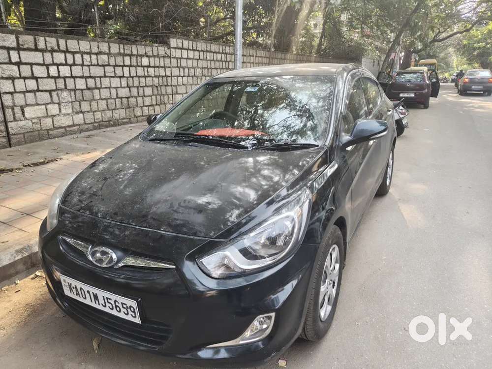 Hyundai Verna 2012 Petrol 82000 Km Driven