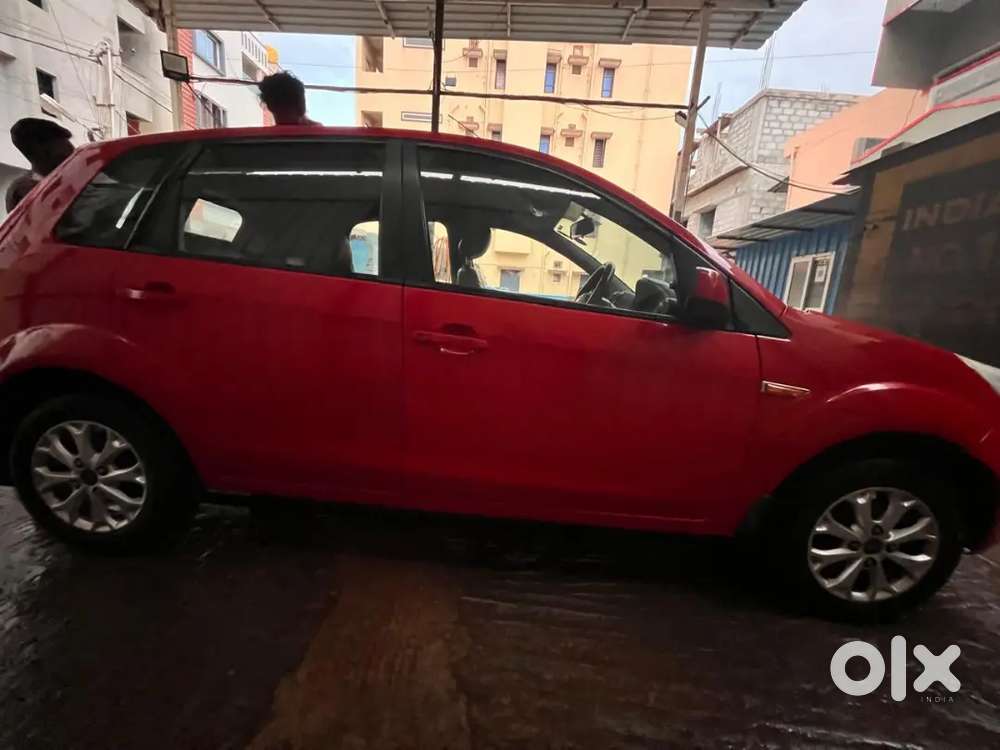 A Great Condition Ford Figo 1.2 Titanium 2013