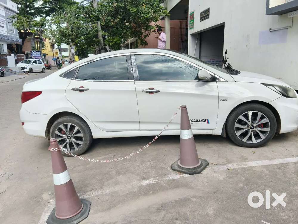 Hyundai Verna Crdi Sx 2015
