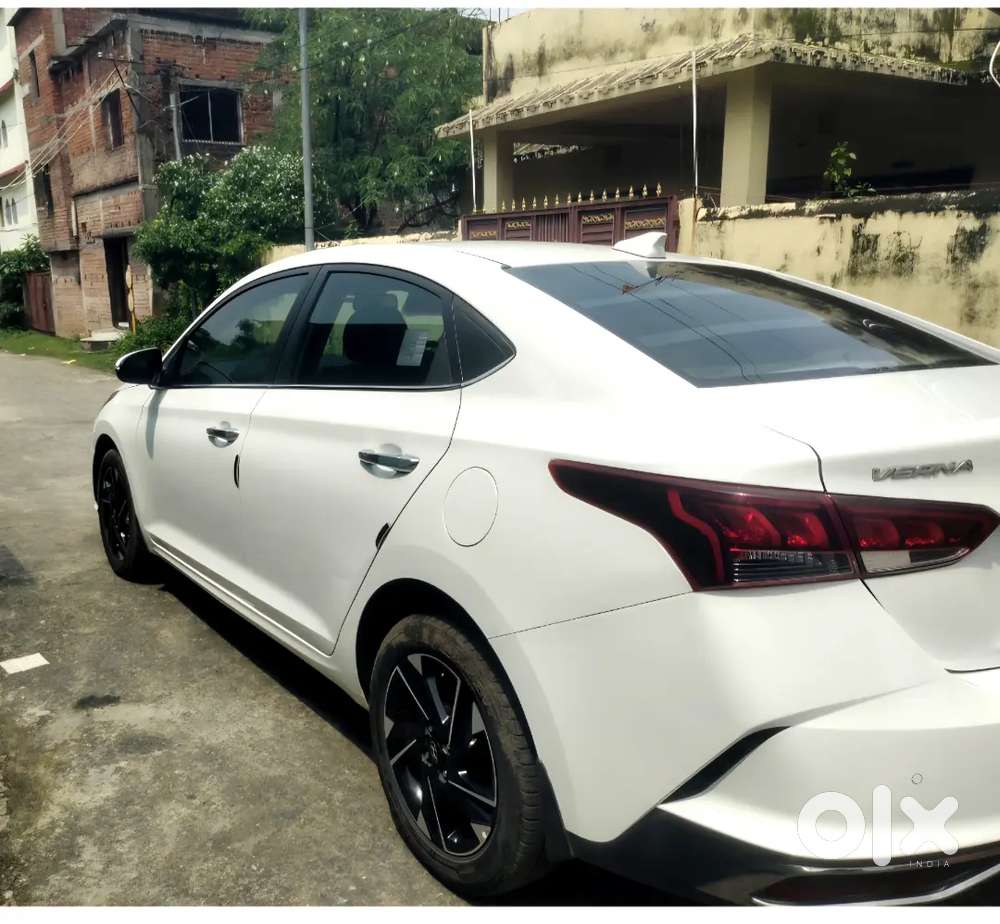 Hyundai Fluidic Verna 2021