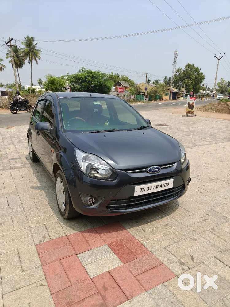 Ford Figo 2010 Petrol +cng Well Maintained With Fully Loaded
