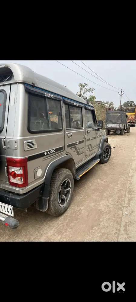 Bolero Di Ac Sb Achha Condition Me H Ac Bhi Working Me H