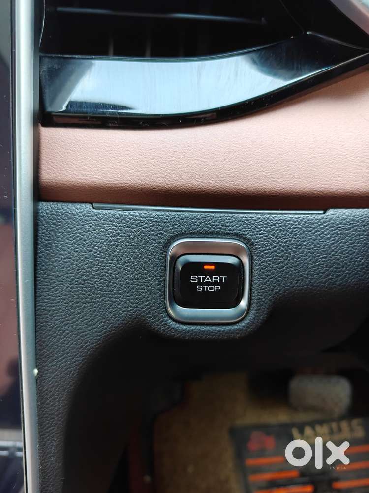 Mg Hector Plus Savvy Pro 1.5 Turbo Petrol Cvt 7 Str, 2023, Petrol