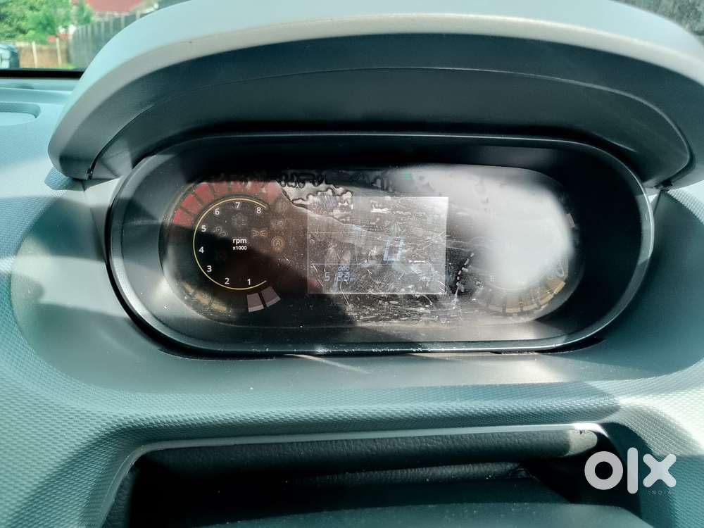 Tata Tiago Xz Plus Dual Tone, 2025, Petrol