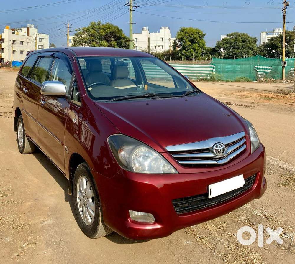 Toyota Innova Diesel 2011