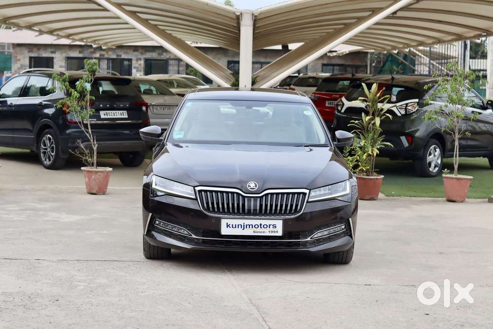 Skoda Superb 2.0 L&k Tsi At, 2021, Petrol