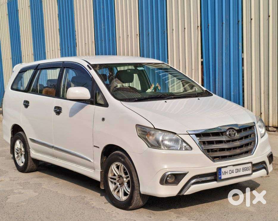 Toyota Innova [2013-2016] 2.5 G4 8 Str, 2014, Diesel